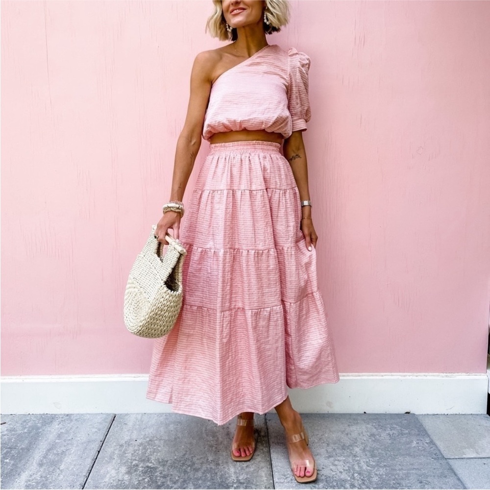 En Saison Auden Crop Blouse Midi Skirt Coord Set in Pink Peach Size Small